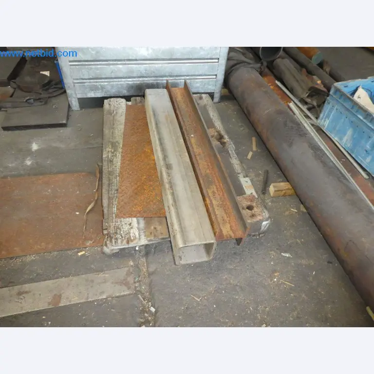 Máquinas de corte, tecnología de soldadura, herramientas manuales y otros activos fijos-35