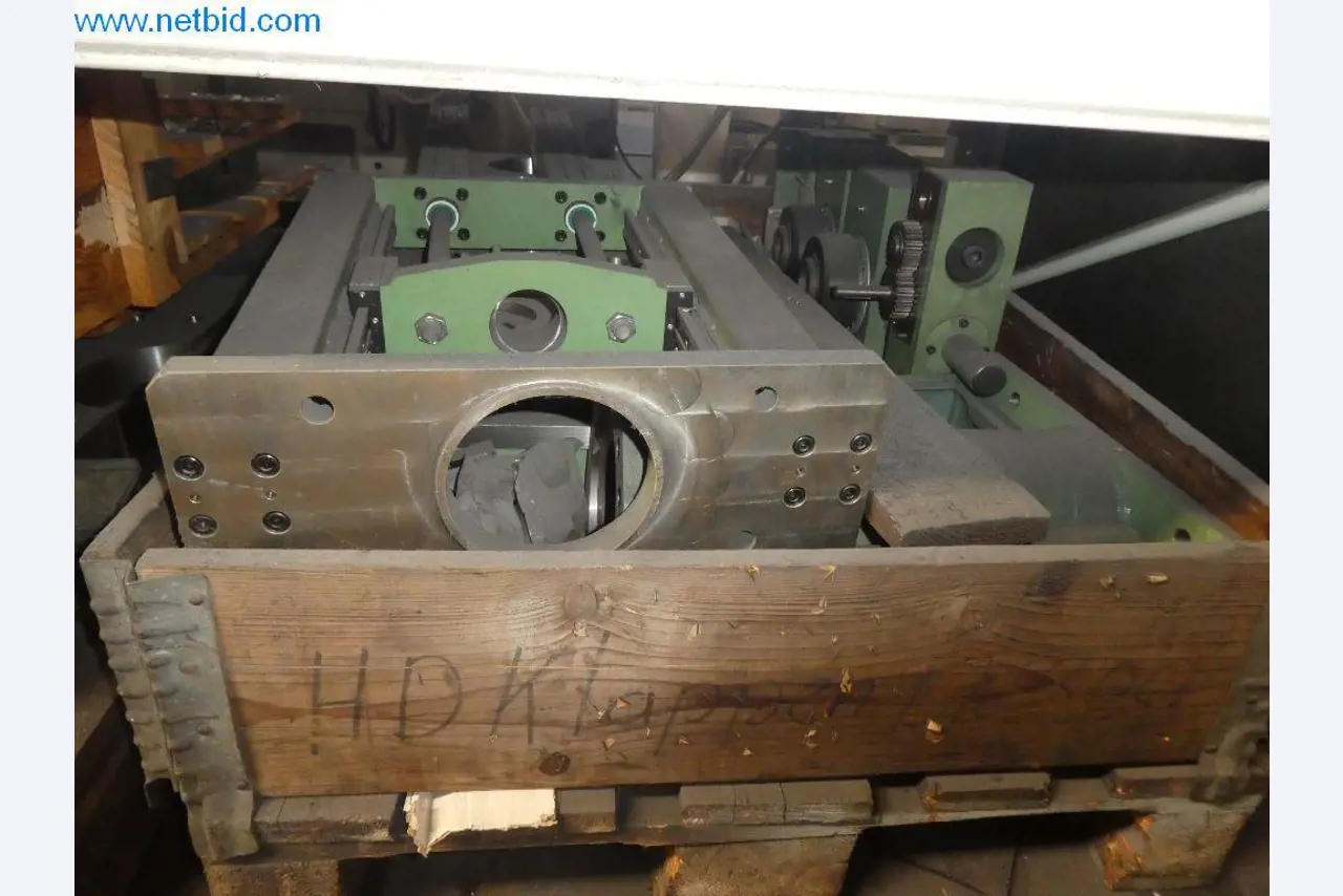 Máquinas de corte, tecnología de soldadura, herramientas manuales y otros activos fijos-42