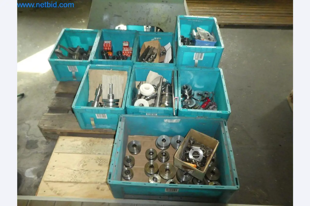 Máquinas de corte, tecnología de soldadura, herramientas manuales y otros activos fijos-48