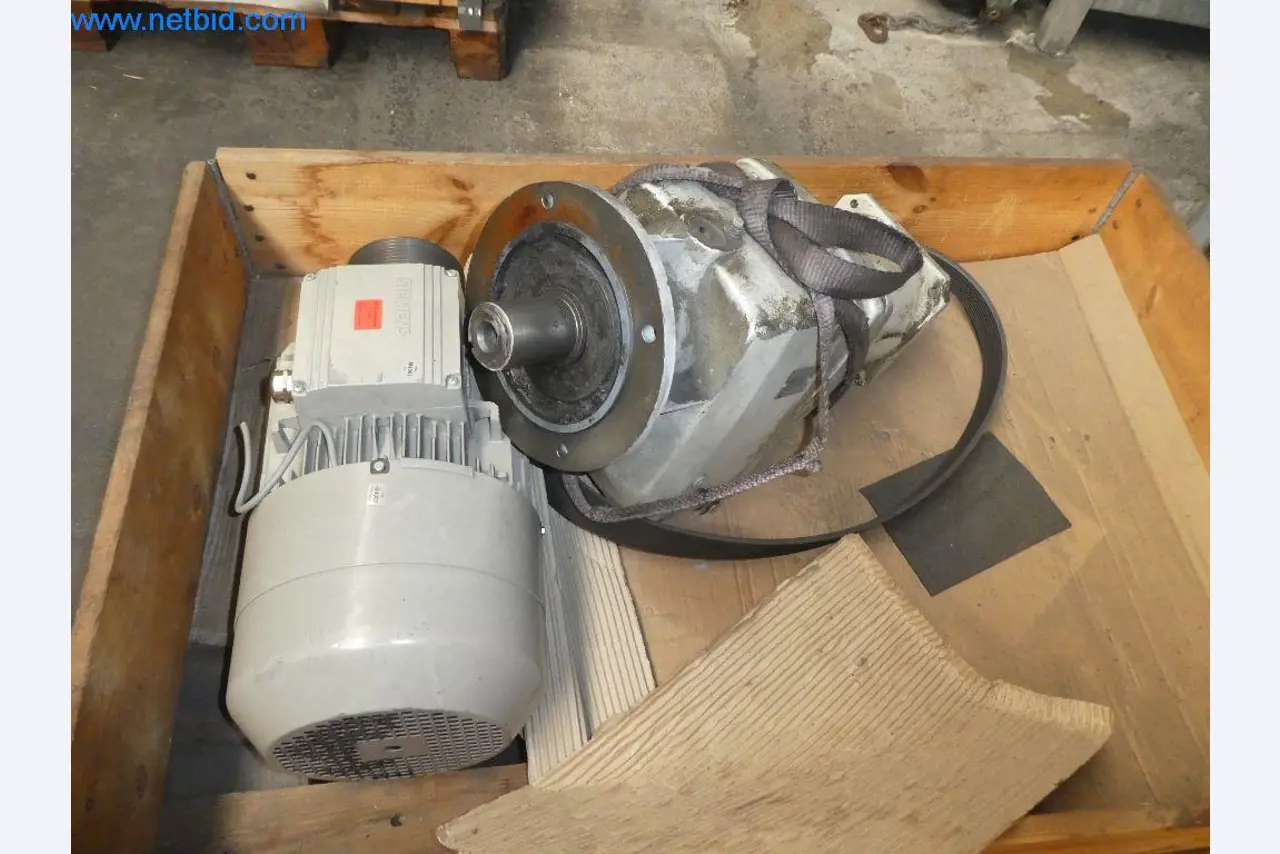 Máquinas de corte, tecnología de soldadura, herramientas manuales y otros activos fijos-49