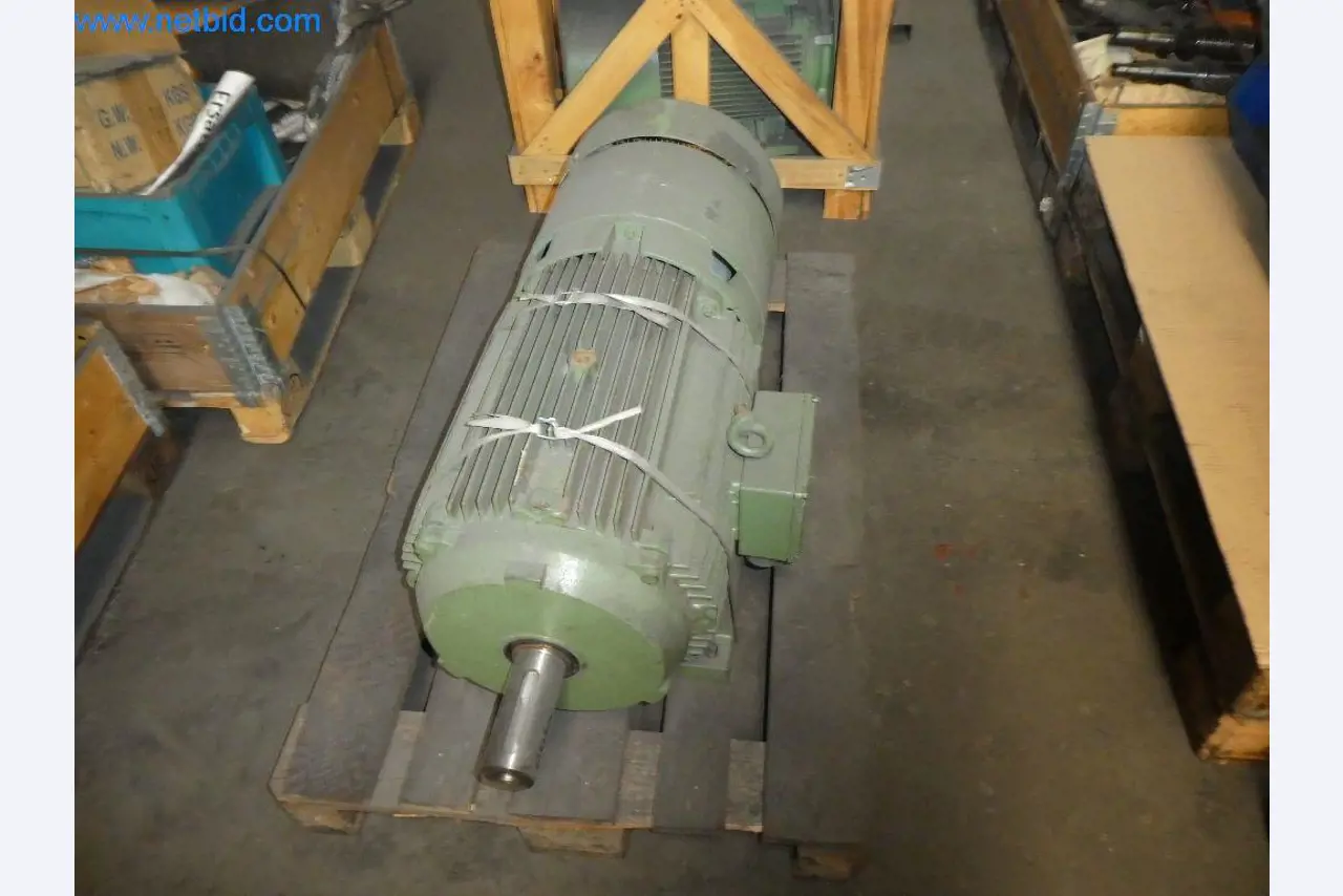 Máquinas de corte, tecnología de soldadura, herramientas manuales y otros activos fijos-50