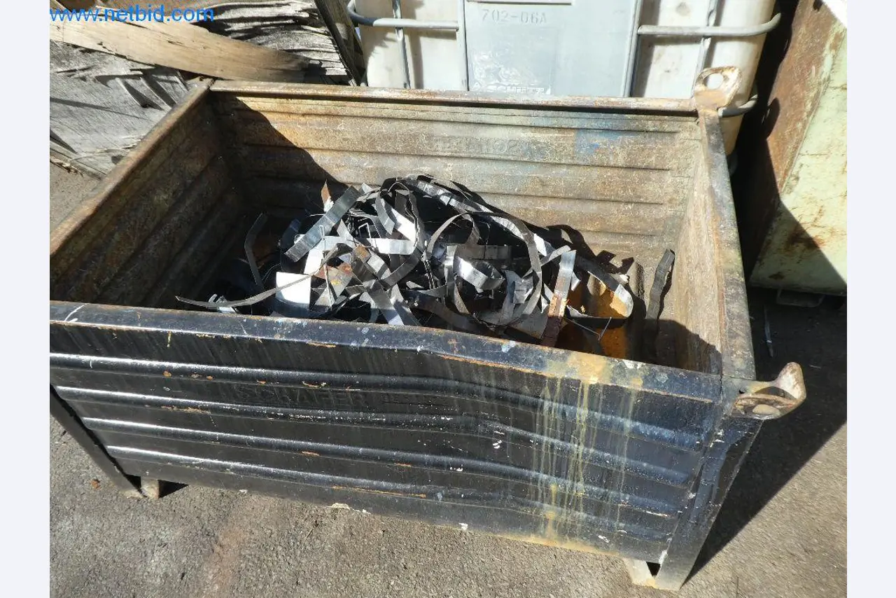 Máquinas de corte, tecnología de soldadura, herramientas manuales y otros activos fijos-52