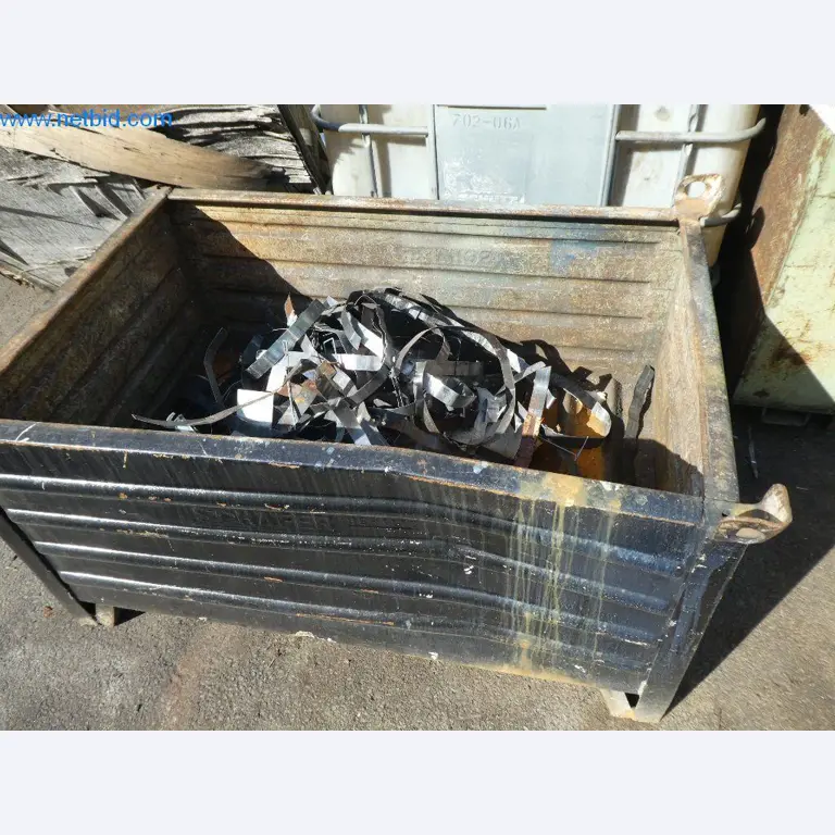 Máquinas de corte, tecnología de soldadura, herramientas manuales y otros activos fijos-52