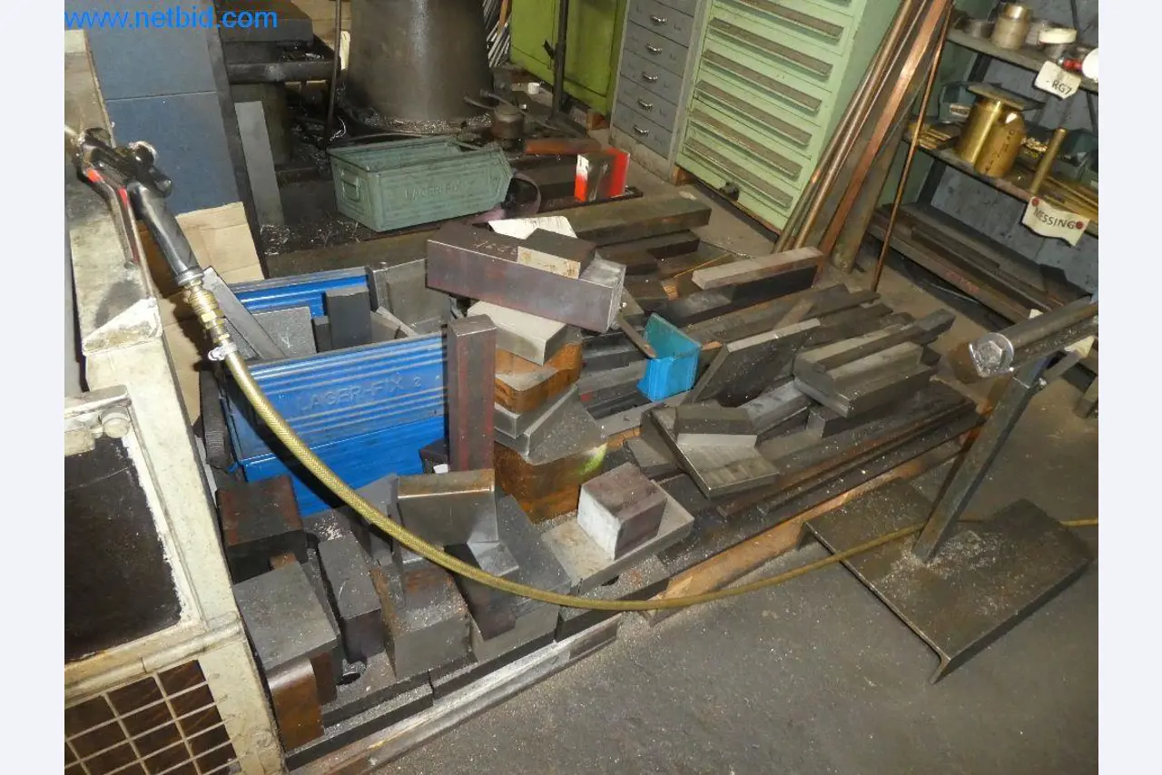 Máquinas de corte, tecnología de soldadura, herramientas manuales y otros activos fijos-8