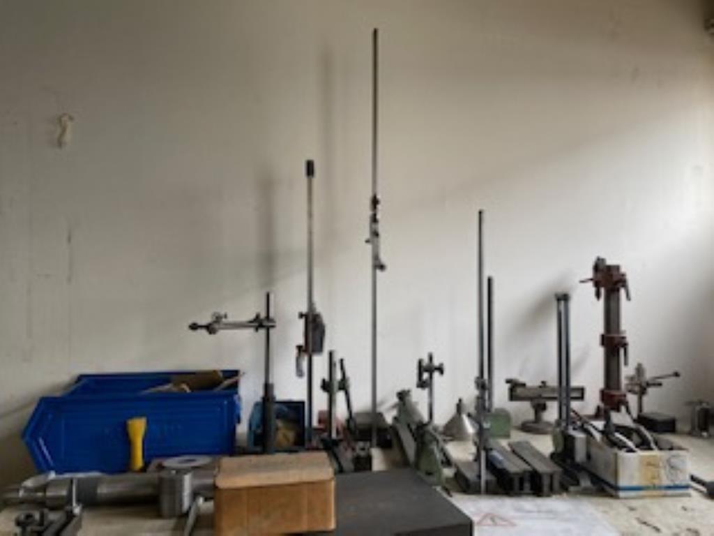 Máquinas de corte, tecnología de soldadura, herramientas manuales y otros activos fijos-2