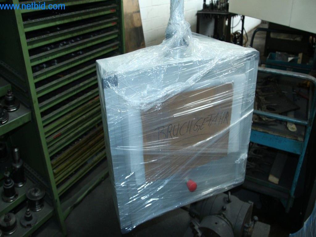 Machines d'usinage, technique de soudage, outils manuels et autres biens d'équipement-2