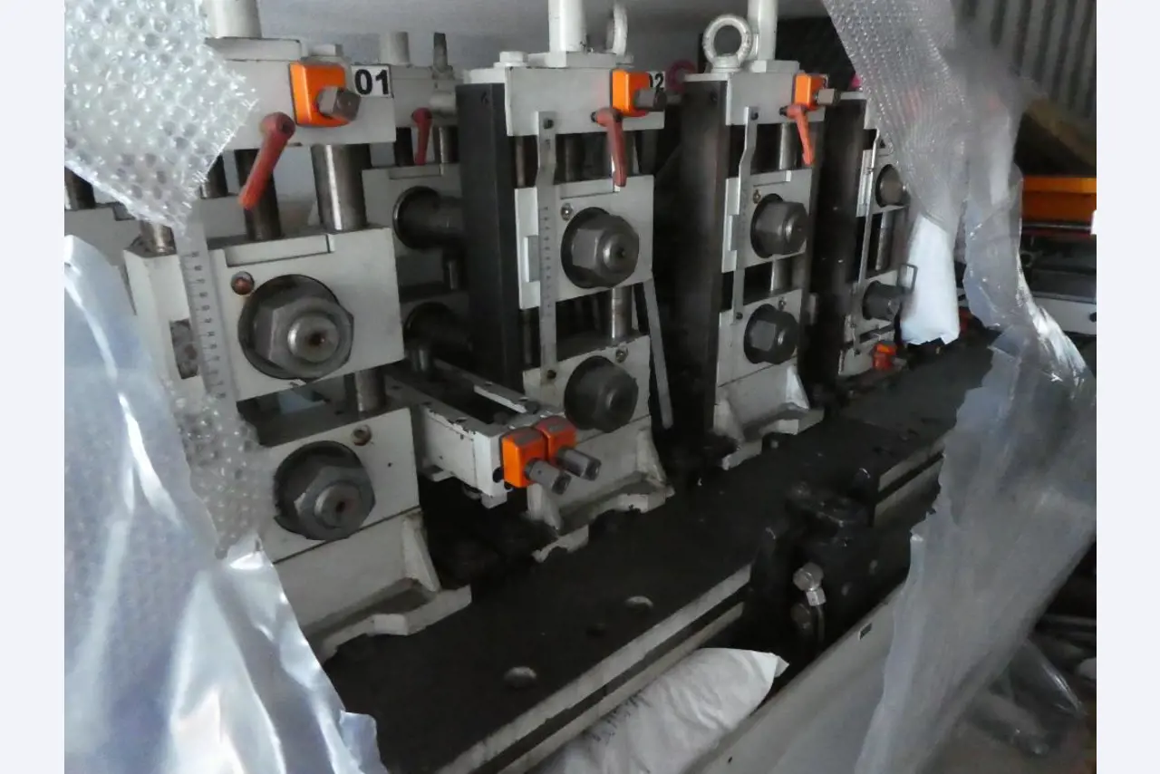 Rezalni stroji, varilna tehnika, ročno orodje in druga osnovna sredstva-1