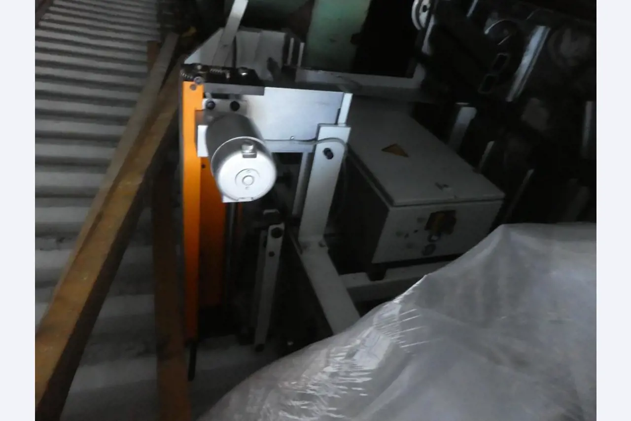 Rezalni stroji, varilna tehnika, ročno orodje in druga osnovna sredstva-3