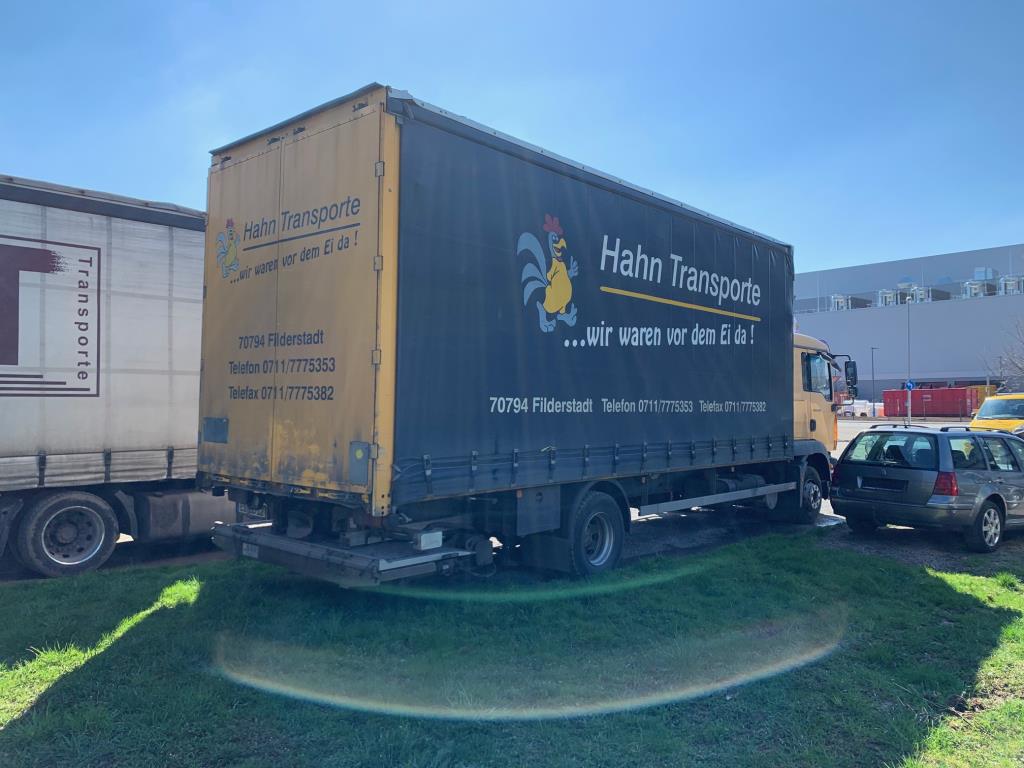 2 LKW und 3-Achs-Sattelzugauflieger-4