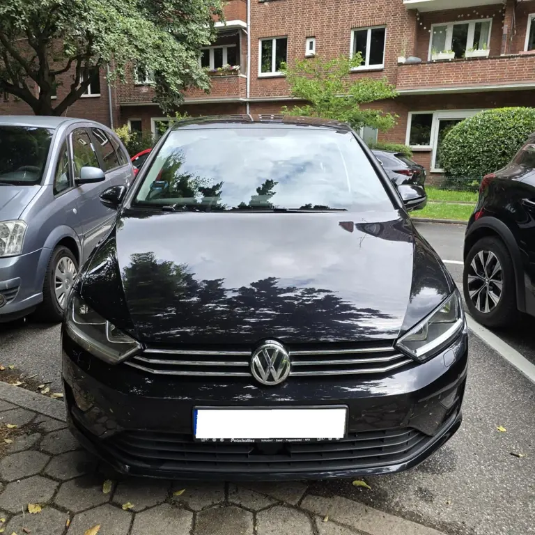 Pkw (ohne Umsatzsteuerausweis)  Volkwswagen Golf Sportsvan