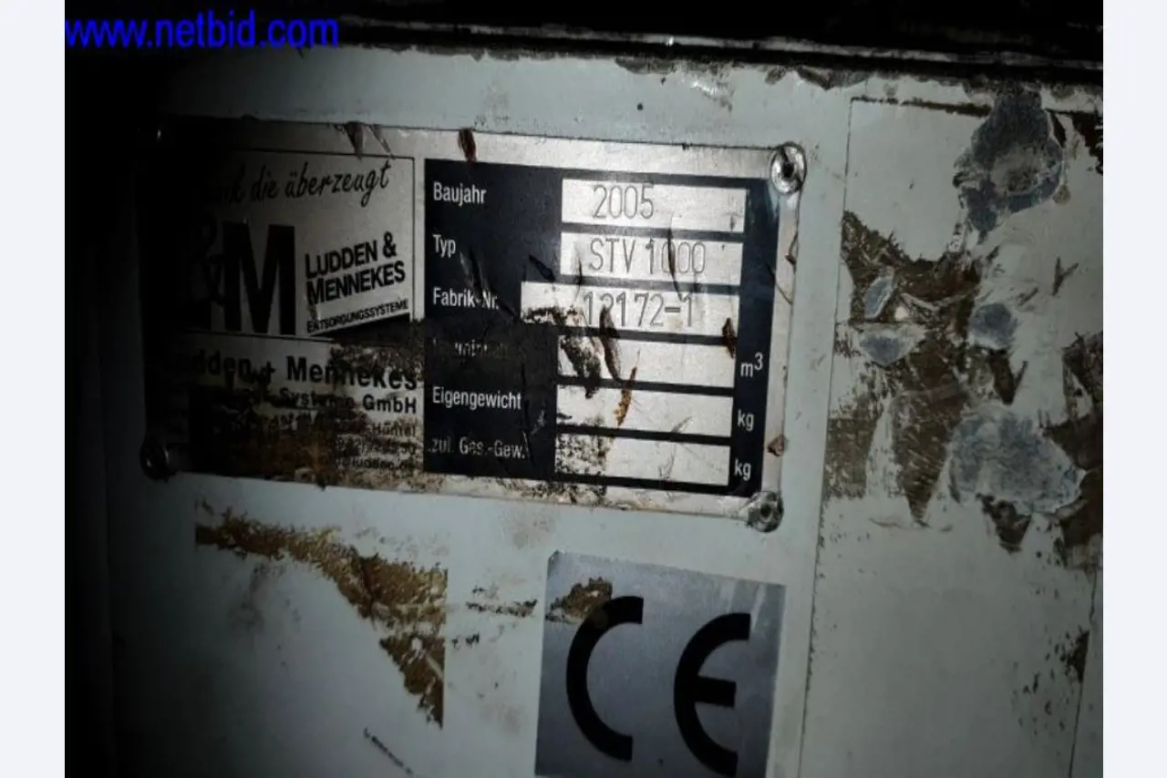 Předtiskové stroje, kancelářské a obchodní vybavení-6