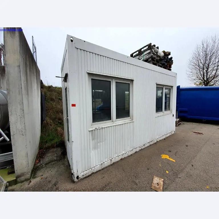 Machines voor drukvoorbereiding, kantoor- en bedrijfsuitrusting-1