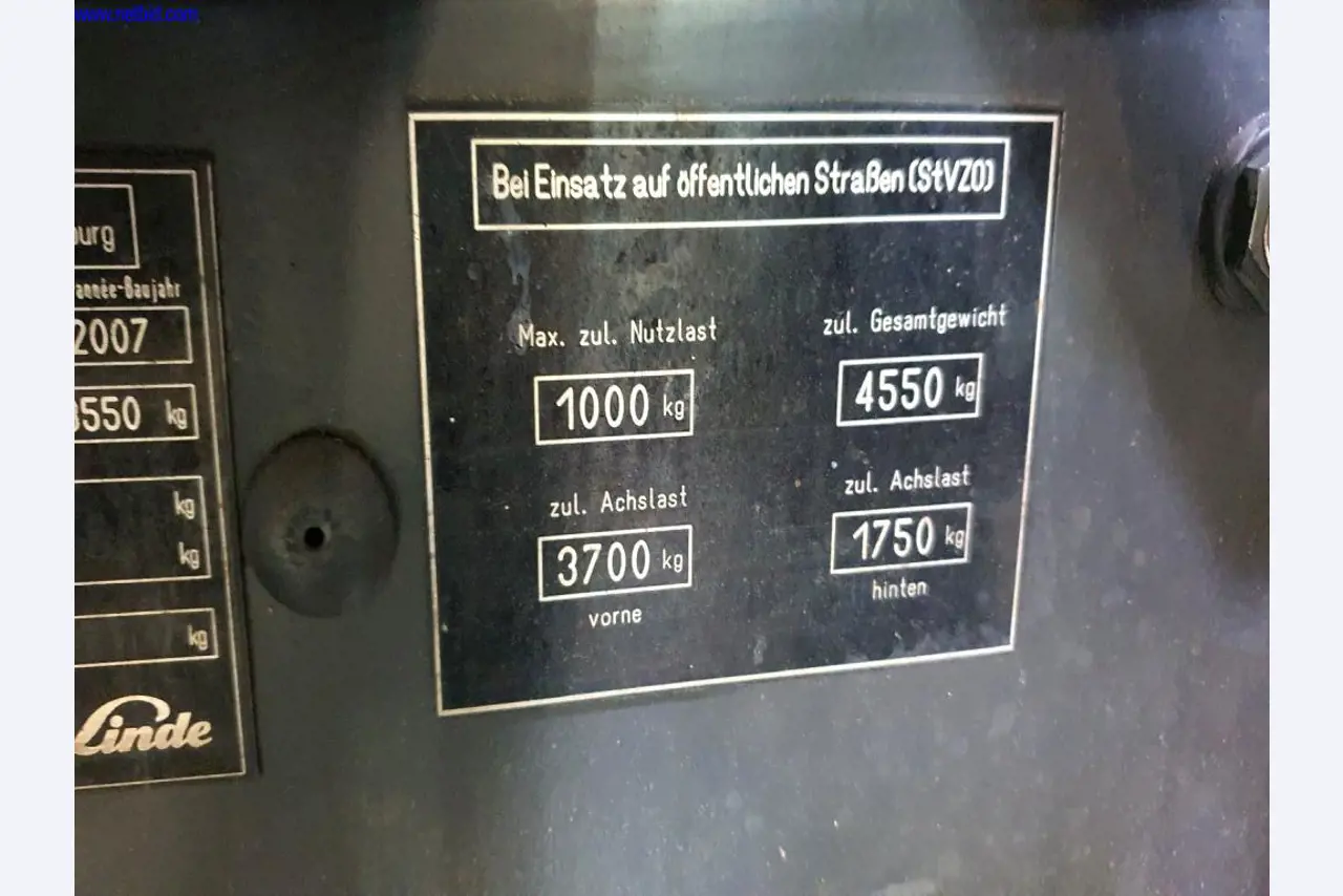 Stroji za predtisk, pisarniška in poslovna oprema-6