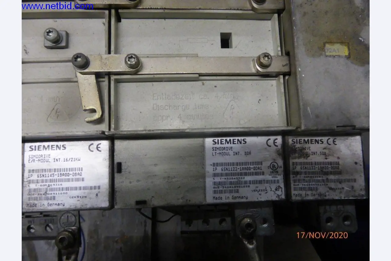 Heating system for low pressure casting molds-116