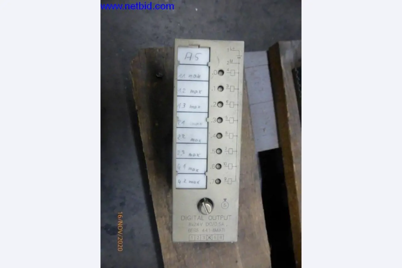 Heating system for low pressure casting molds-11