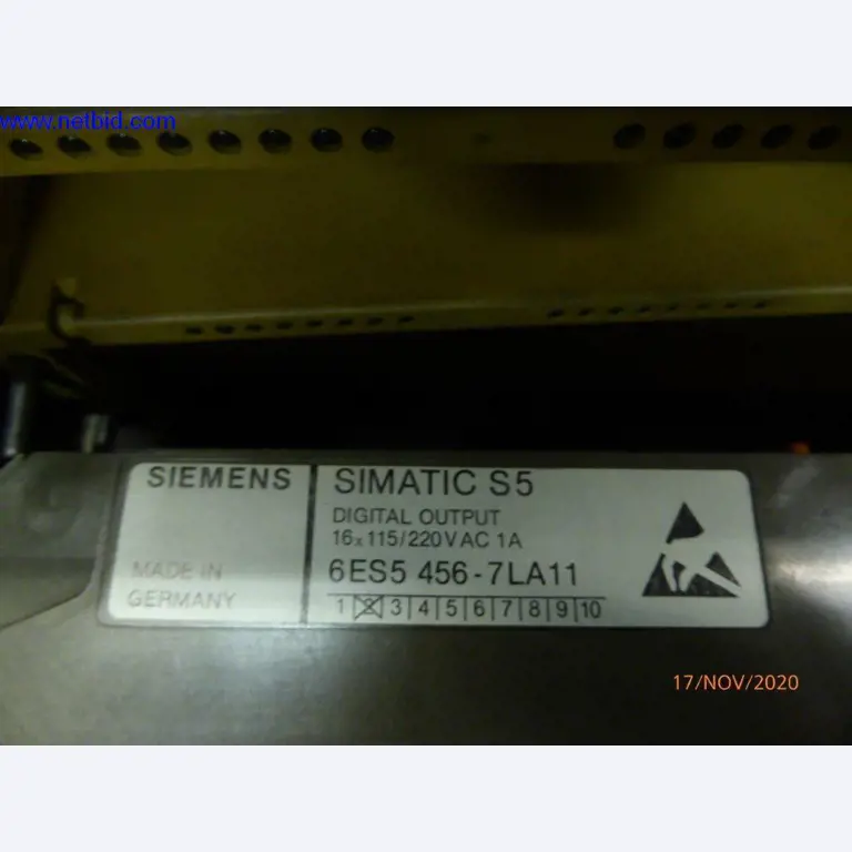 Heating system for low pressure casting molds-128