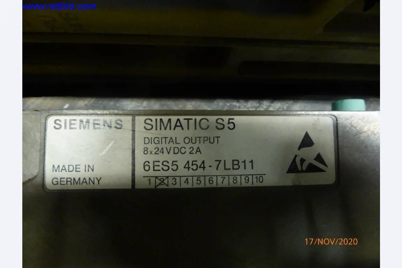 Heating system for low pressure casting molds-138