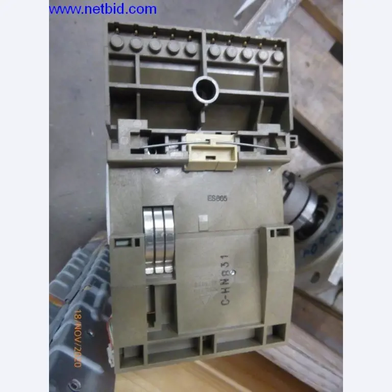 Heating system for low pressure casting molds-30