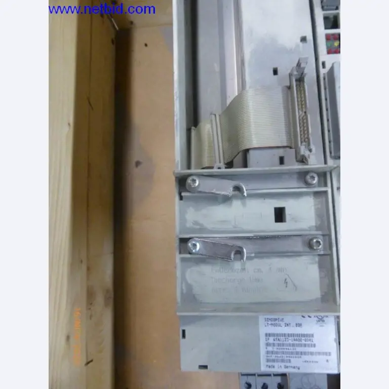 Heating system for low pressure casting molds-48