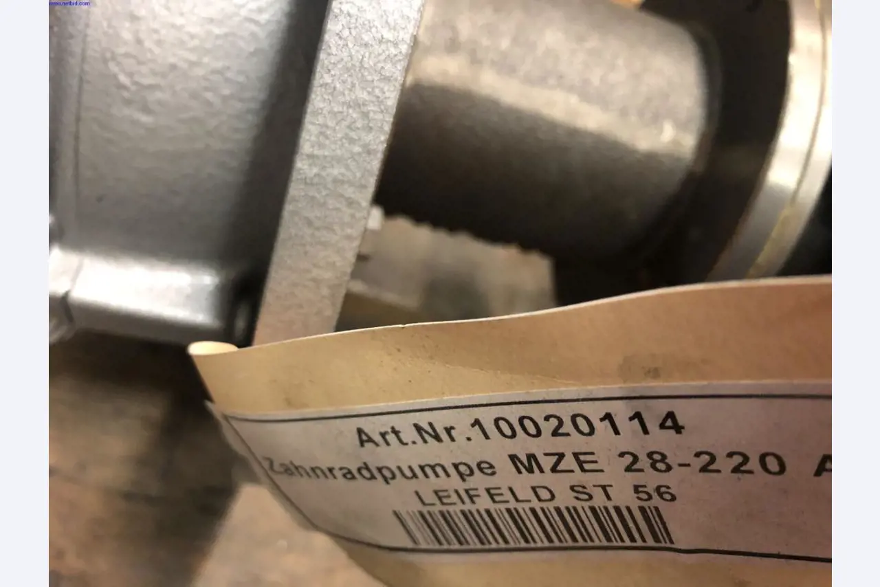 Heating system for low pressure casting molds-53