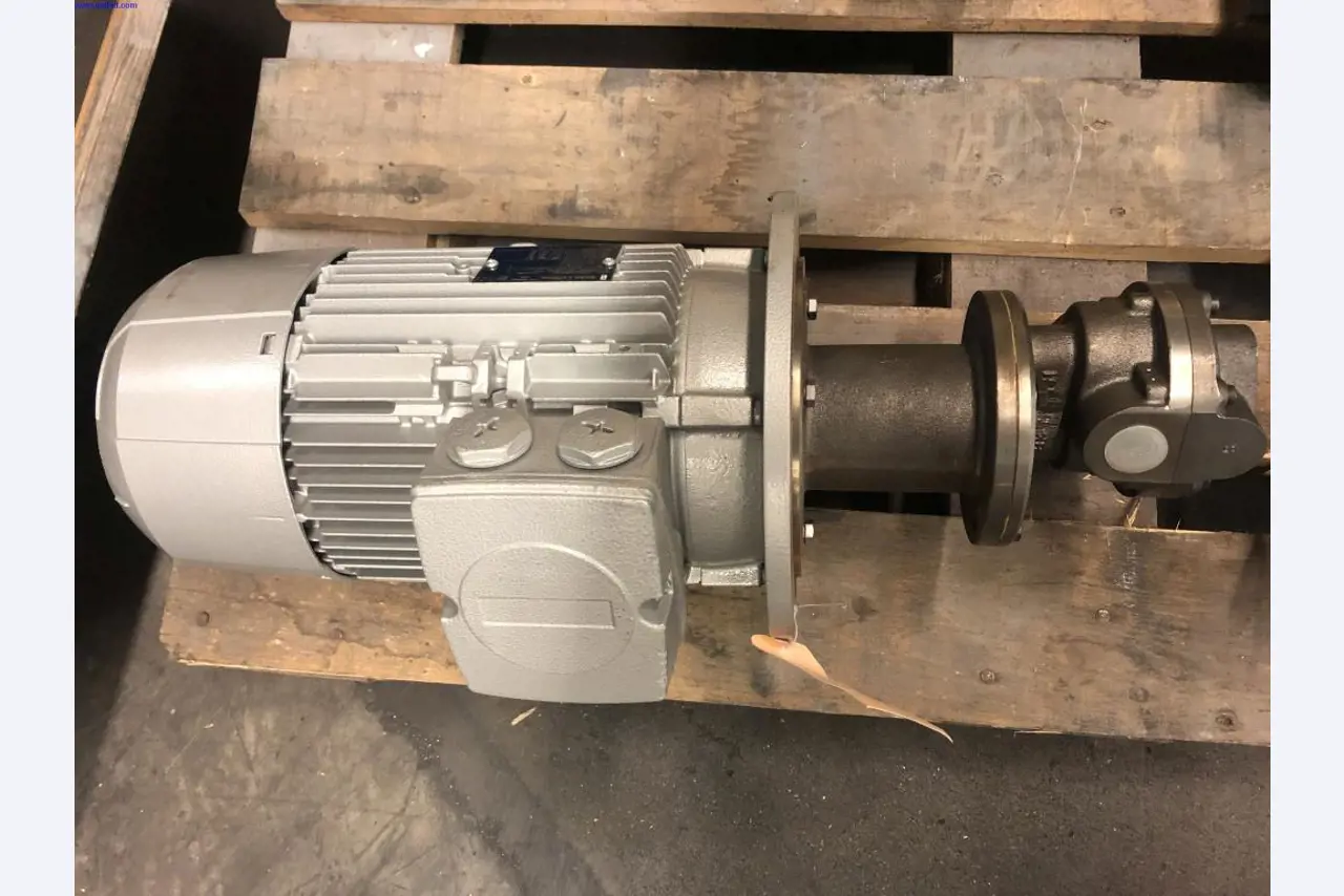 Heating system for low pressure casting molds-54