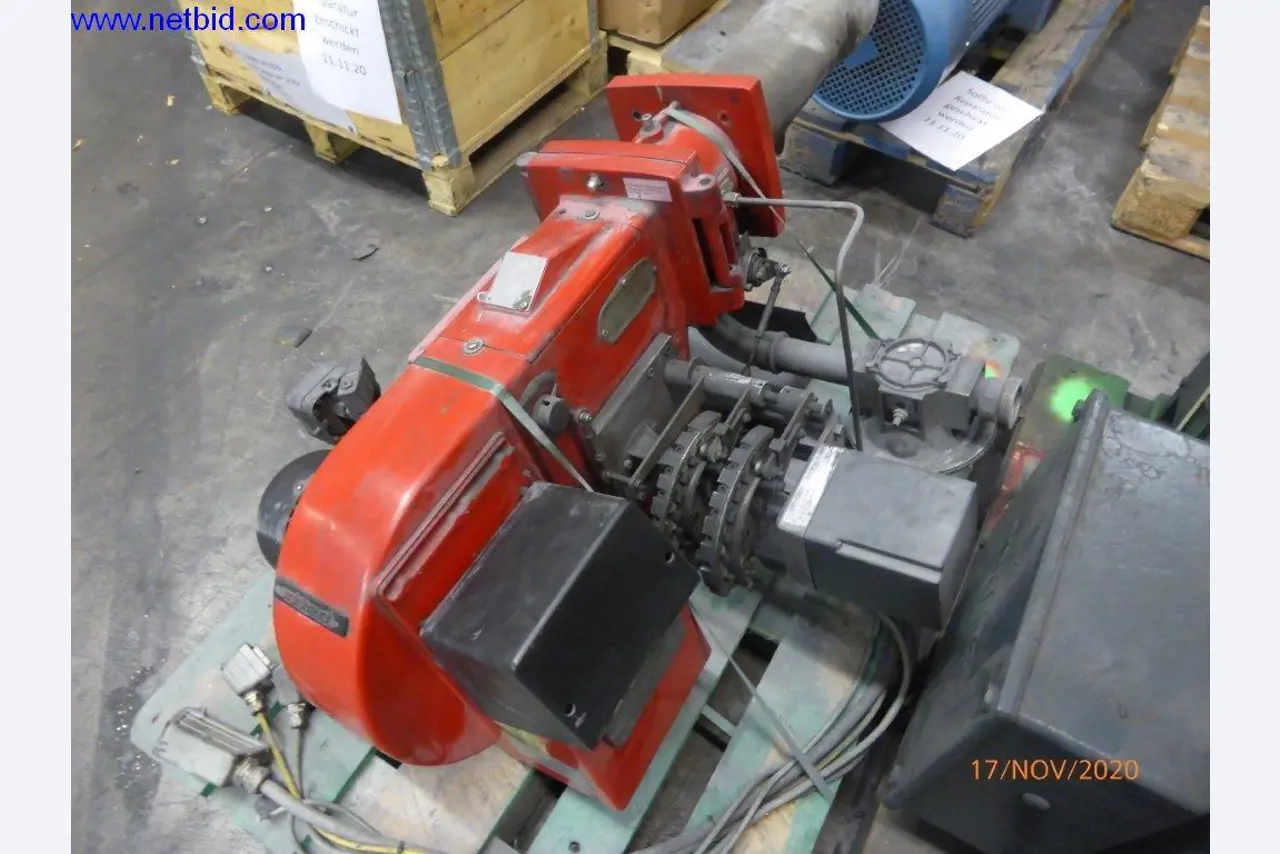 Heating system for low pressure casting molds-66