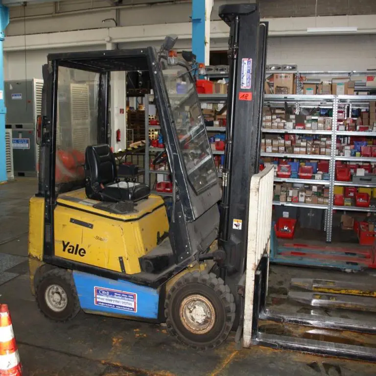 LPG forklift truck Yale GLP16AFV