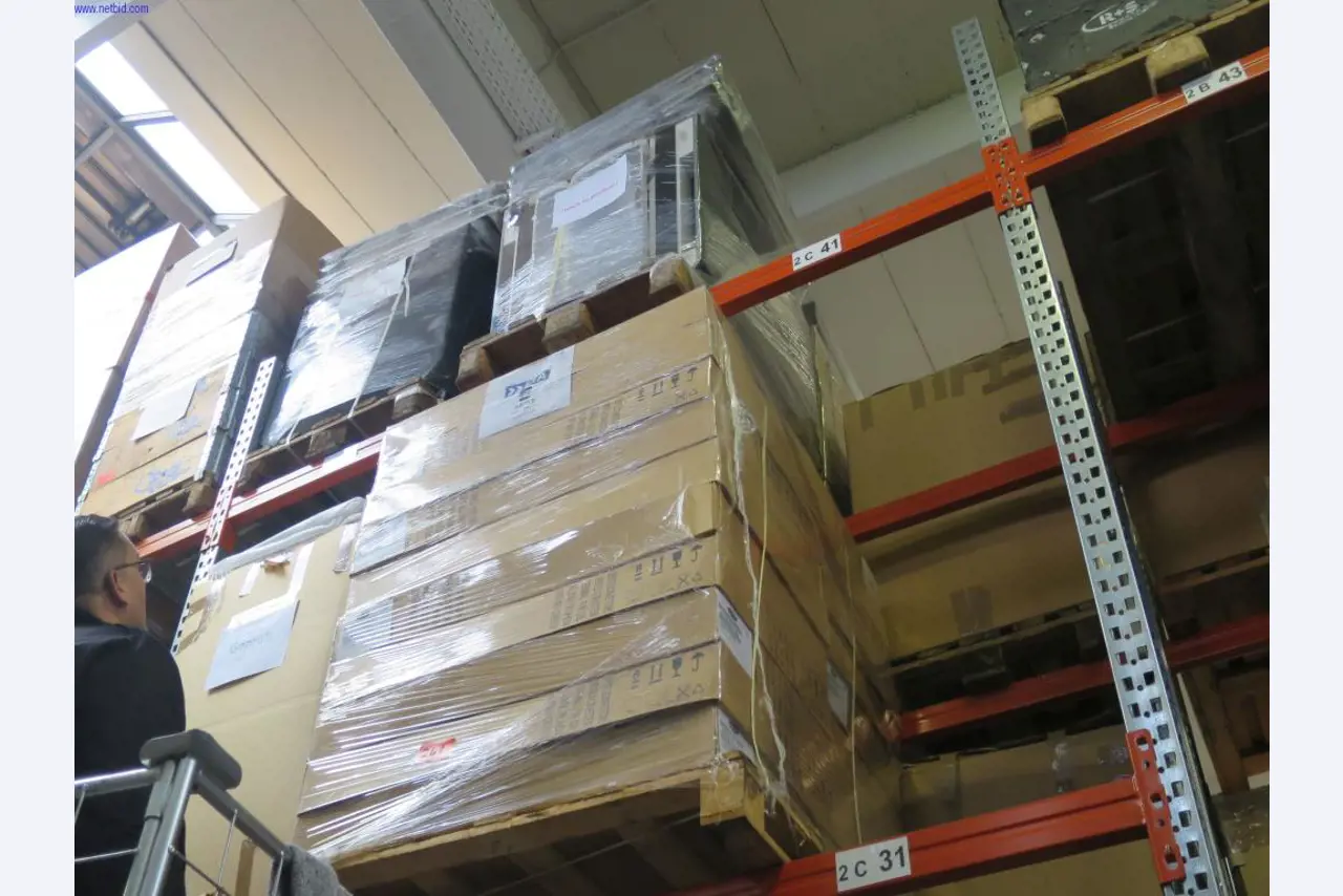 Aparelhos de ar condicionado, aquecimento, refrigeração e ventilação, equipamento de oficina e de armazenamento-1