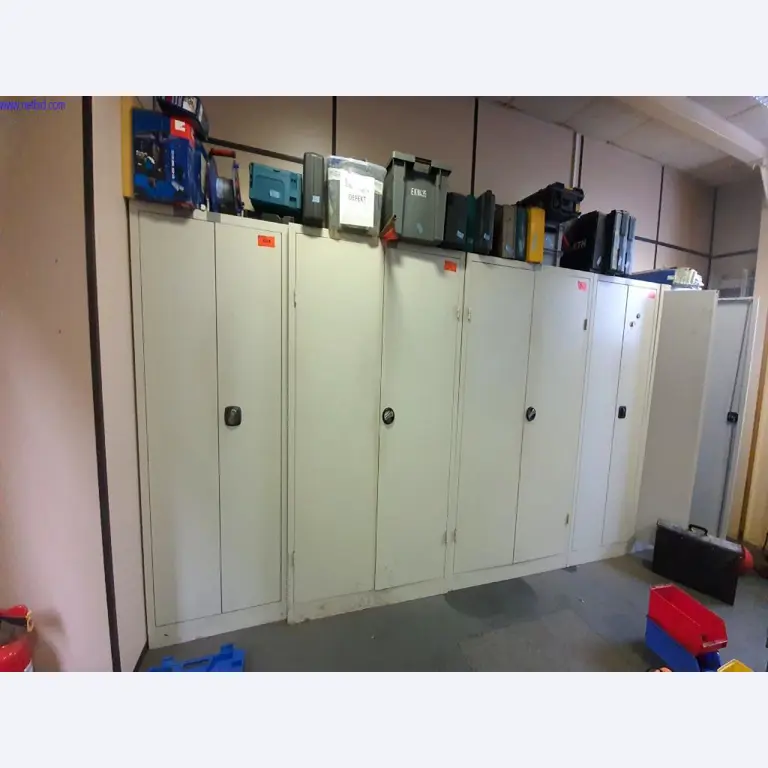 Geräte zur Klima-Wärme-Kälte-Ventilation, Werkstatt– u. Lagereinrichtung-2