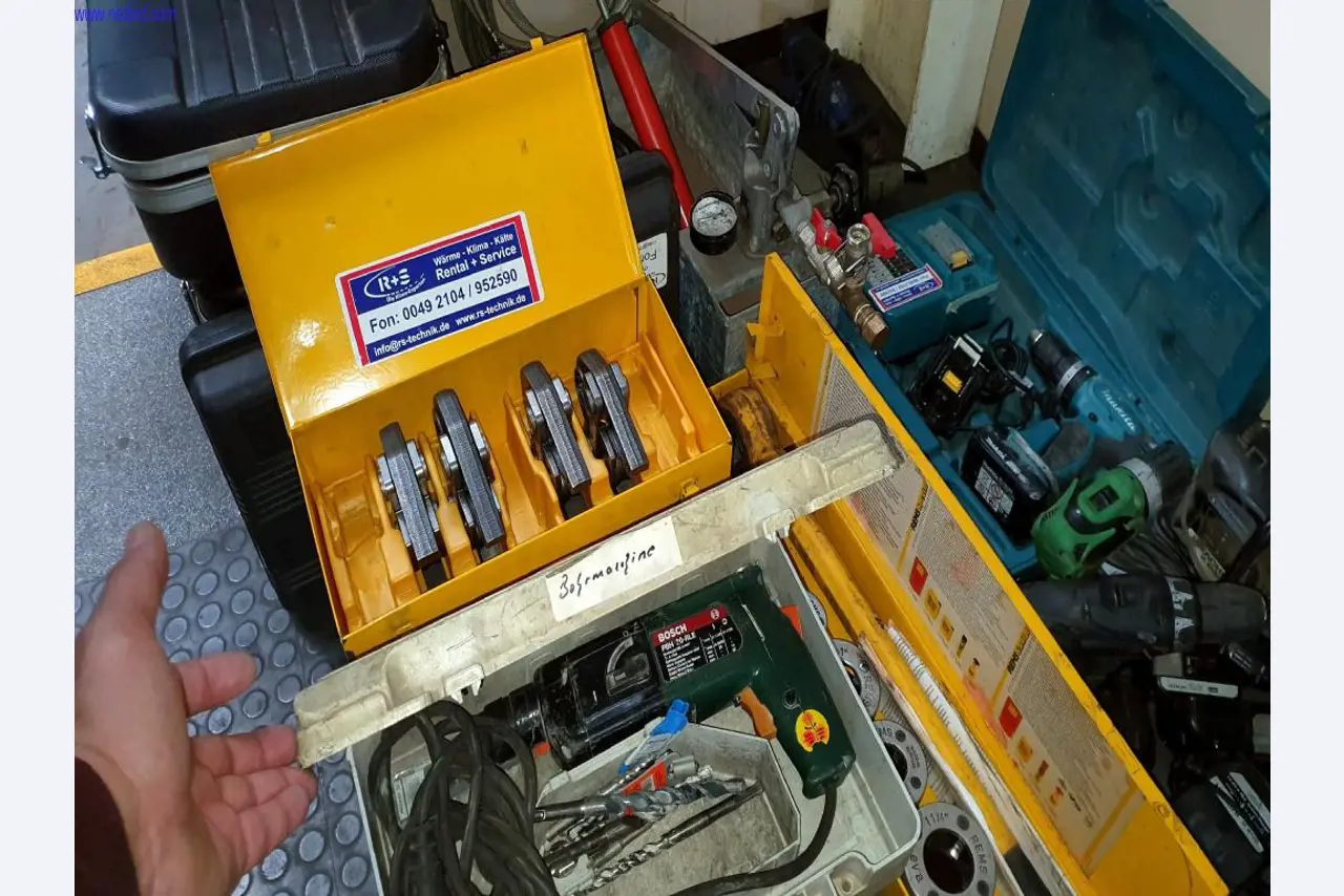 Geräte zur Klima-Wärme-Kälte-Ventilation, Werkstatt– u. Lagereinrichtung-10