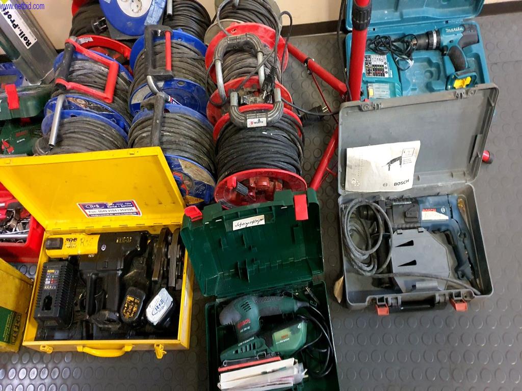 Geräte zur Klima-Wärme-Kälte-Ventilation, Werkstatt– u. Lagereinrichtung-4