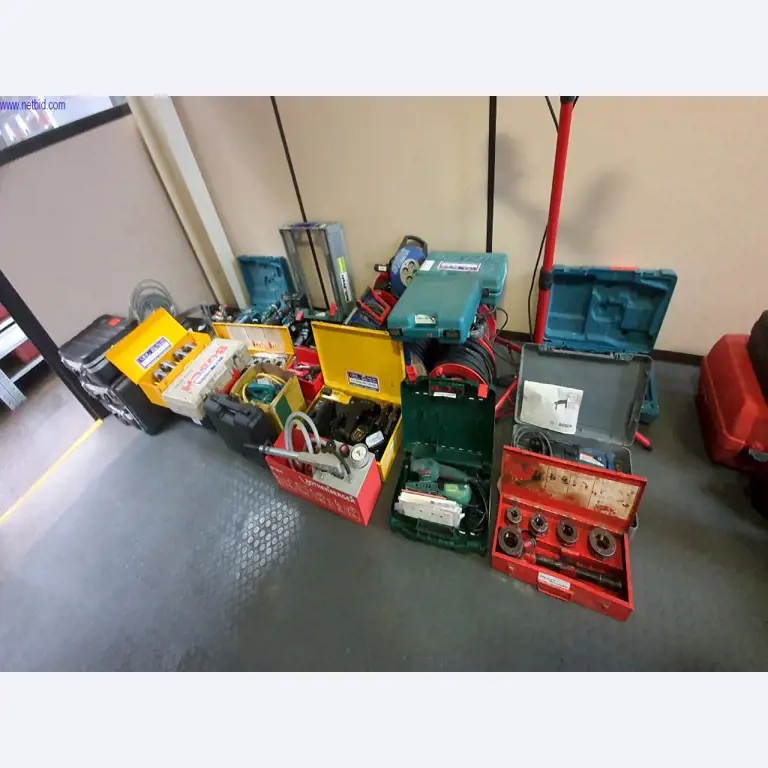 Geräte zur Klima-Wärme-Kälte-Ventilation, Werkstatt– u. Lagereinrichtung-5