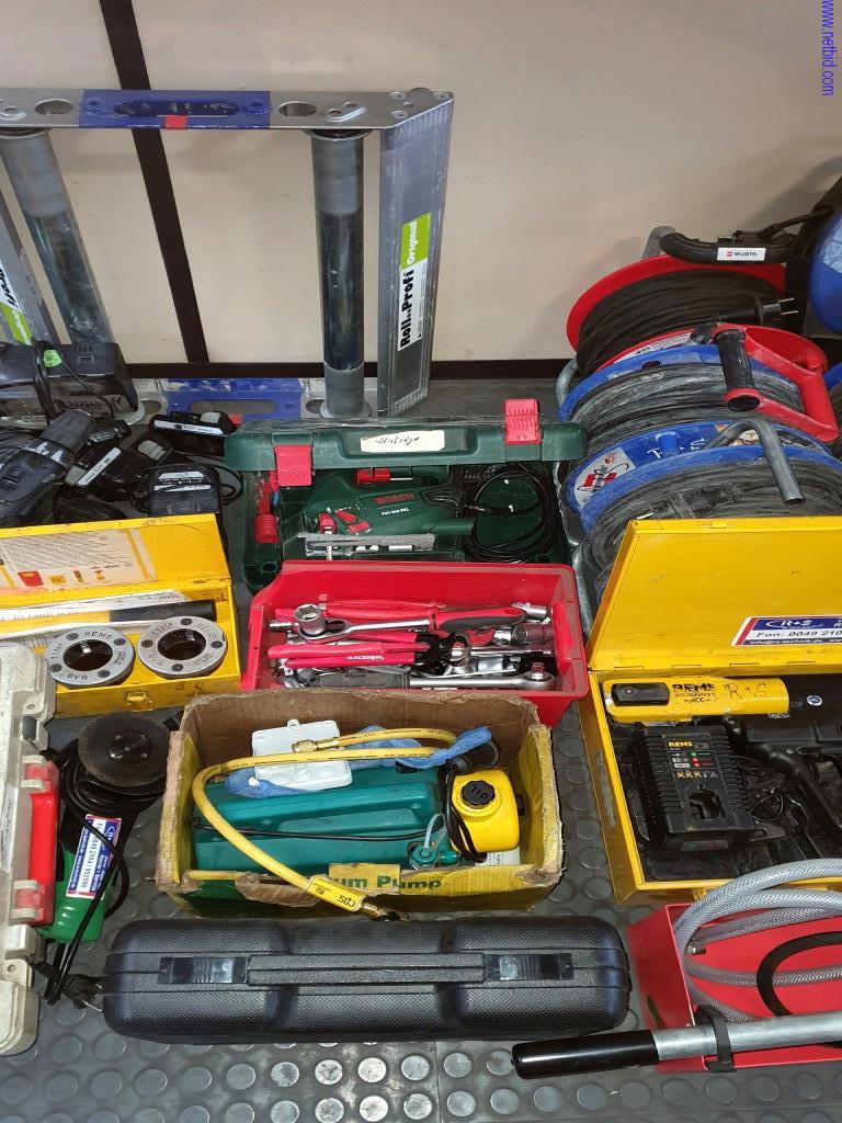 Geräte zur Klima-Wärme-Kälte-Ventilation, Werkstatt– u. Lagereinrichtung-9