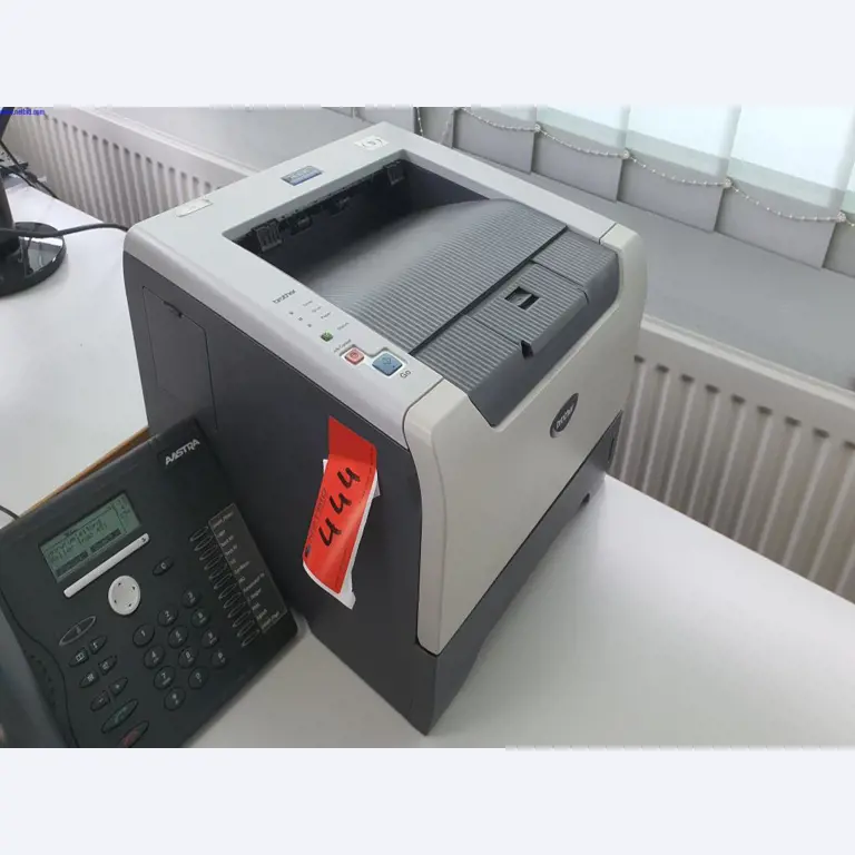 Operativna in pisarniška oprema tiskarne-1