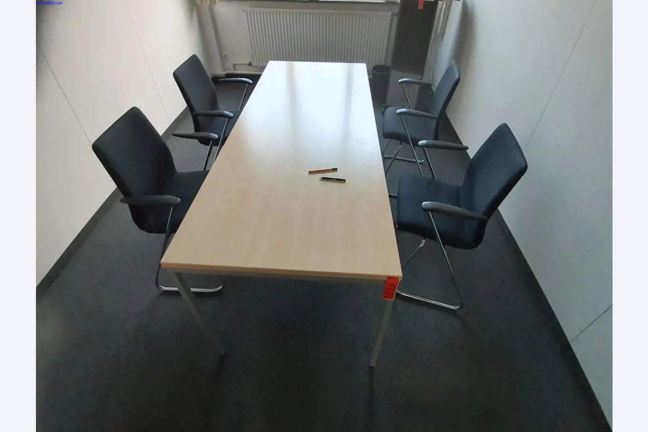 Wyposażenie operacyjne i biurowe firmy poligraficznej-1