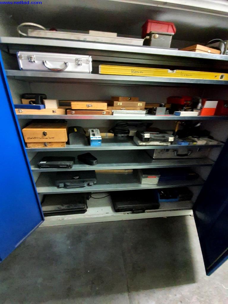 Equipamento operacional e de escritório de uma empresa de impressão-1