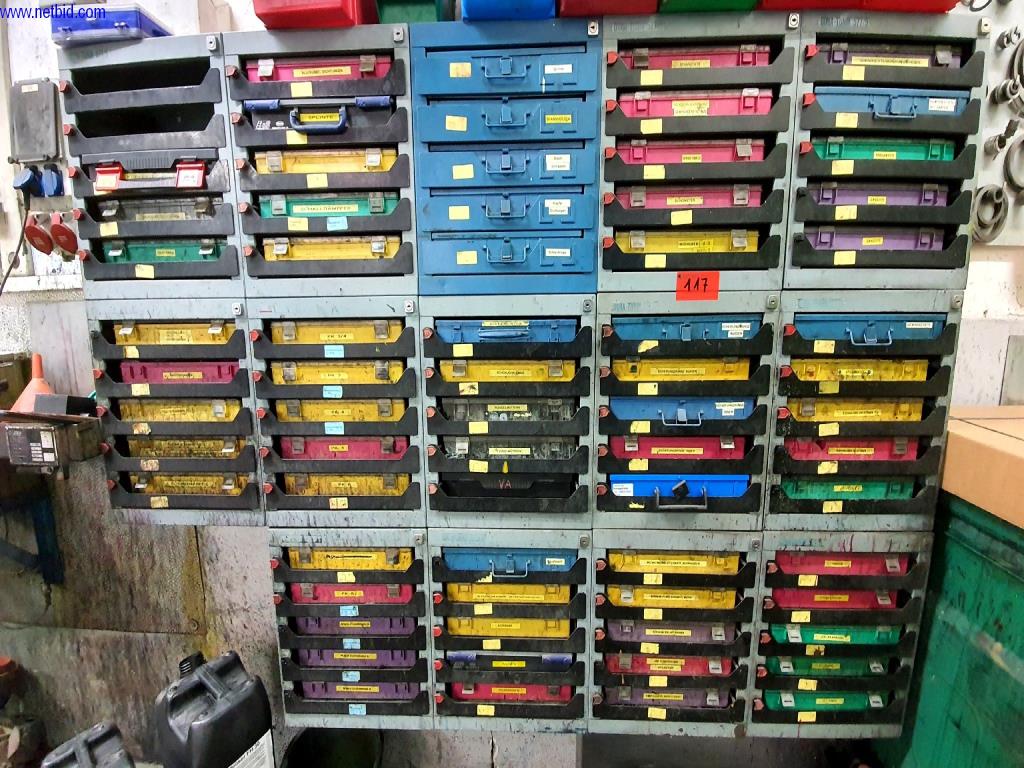 Equipamento operacional e de escritório de uma empresa de impressão-1