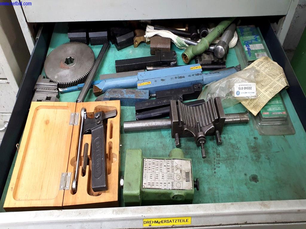 Equipamento operacional e de escritório de uma empresa de impressão-9