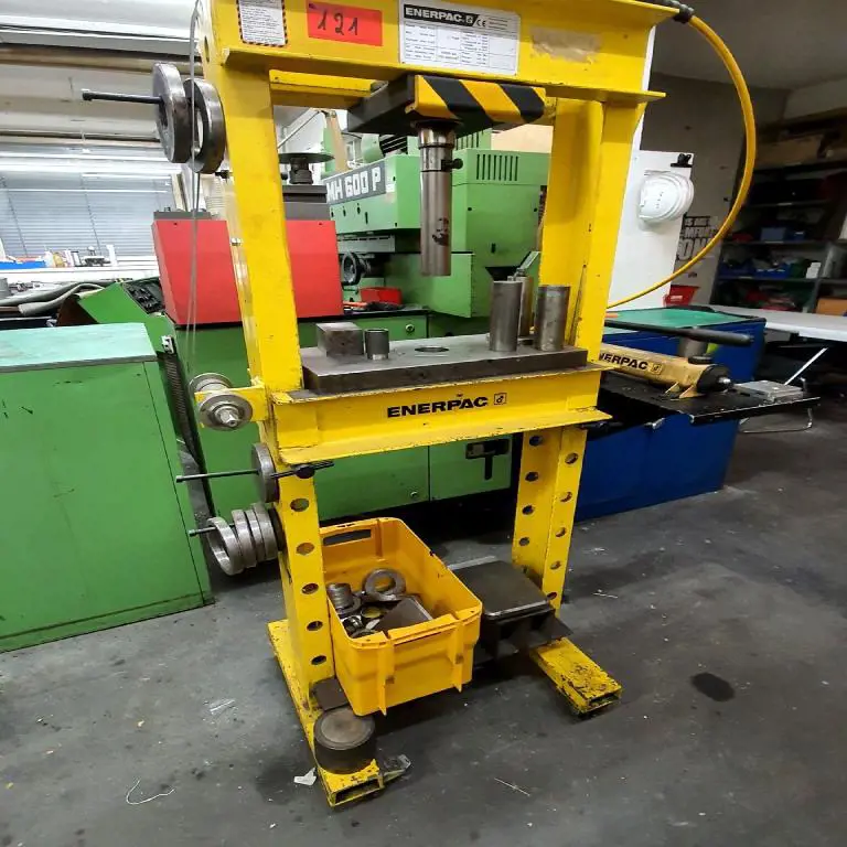 hydraulic workshop press Enerpac RC256