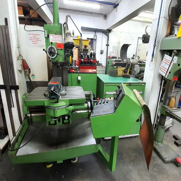 Universalfräsmaschine Maho MH600P