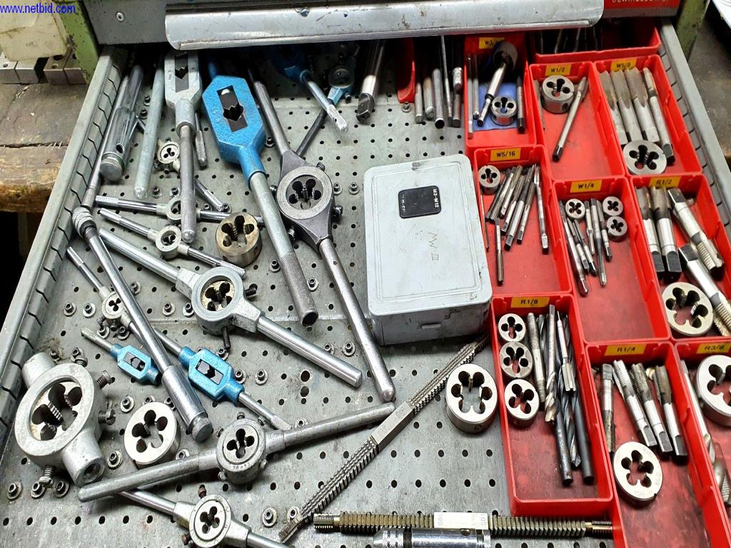 Betriebs- und Geschäftsausstattung einer Druckerei-3