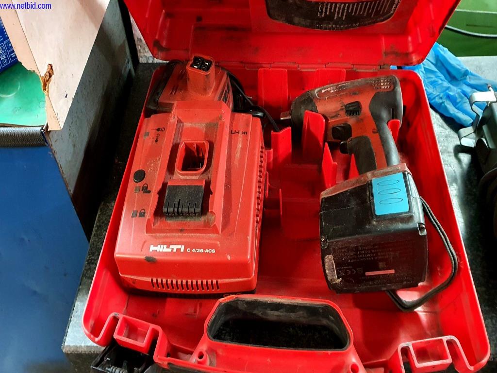 Equipamento operacional e de escritório de uma empresa de impressão-1