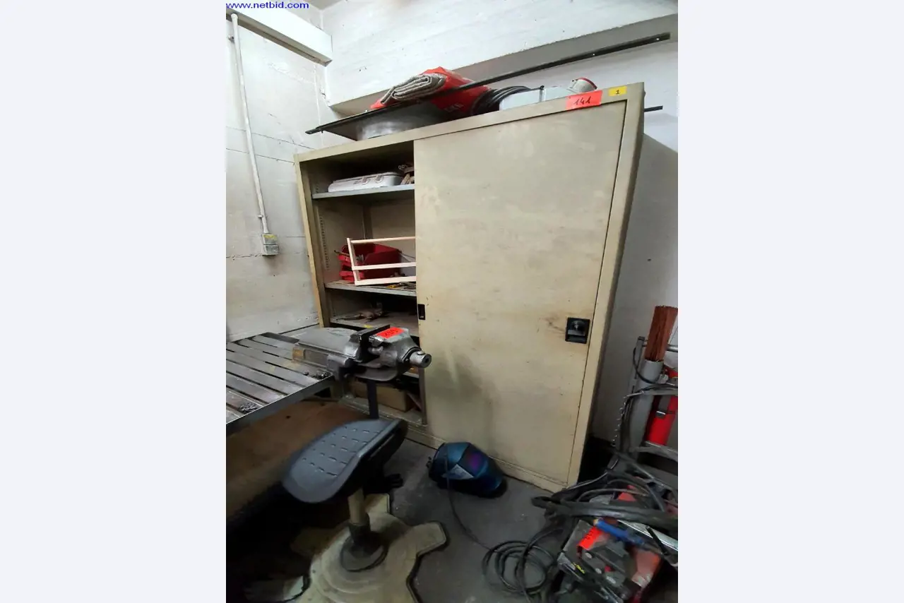 Operativna in pisarniška oprema tiskarne-1