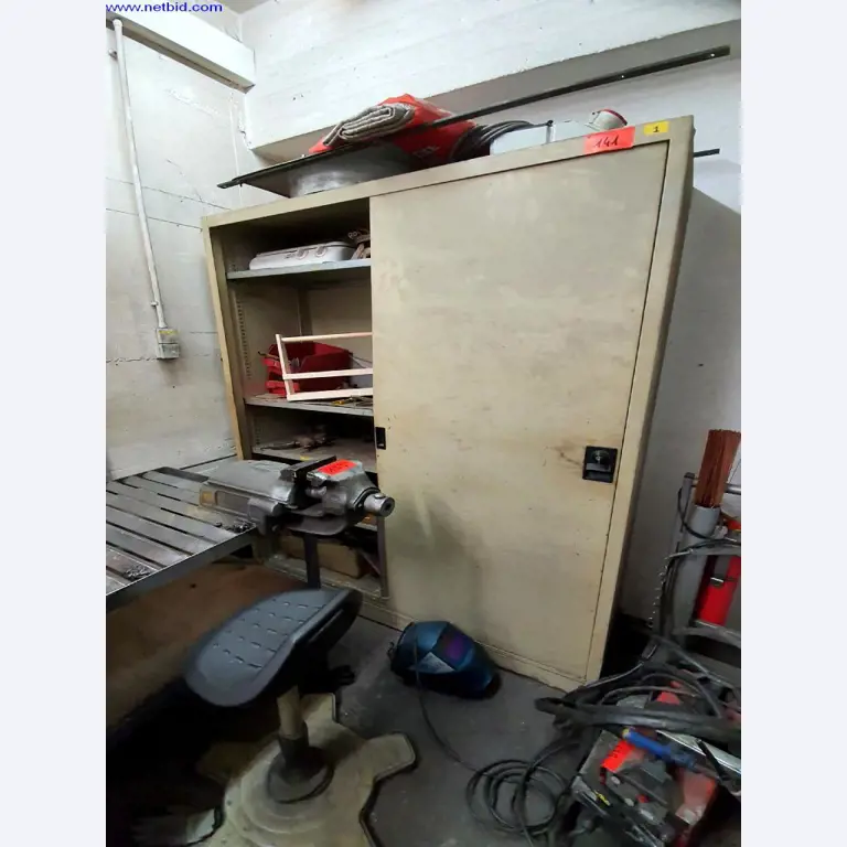 Operativna in pisarniška oprema tiskarne-1