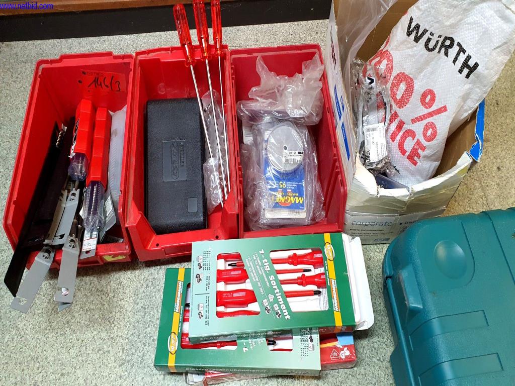 Equipamiento operativo y de oficina de una imprenta-1