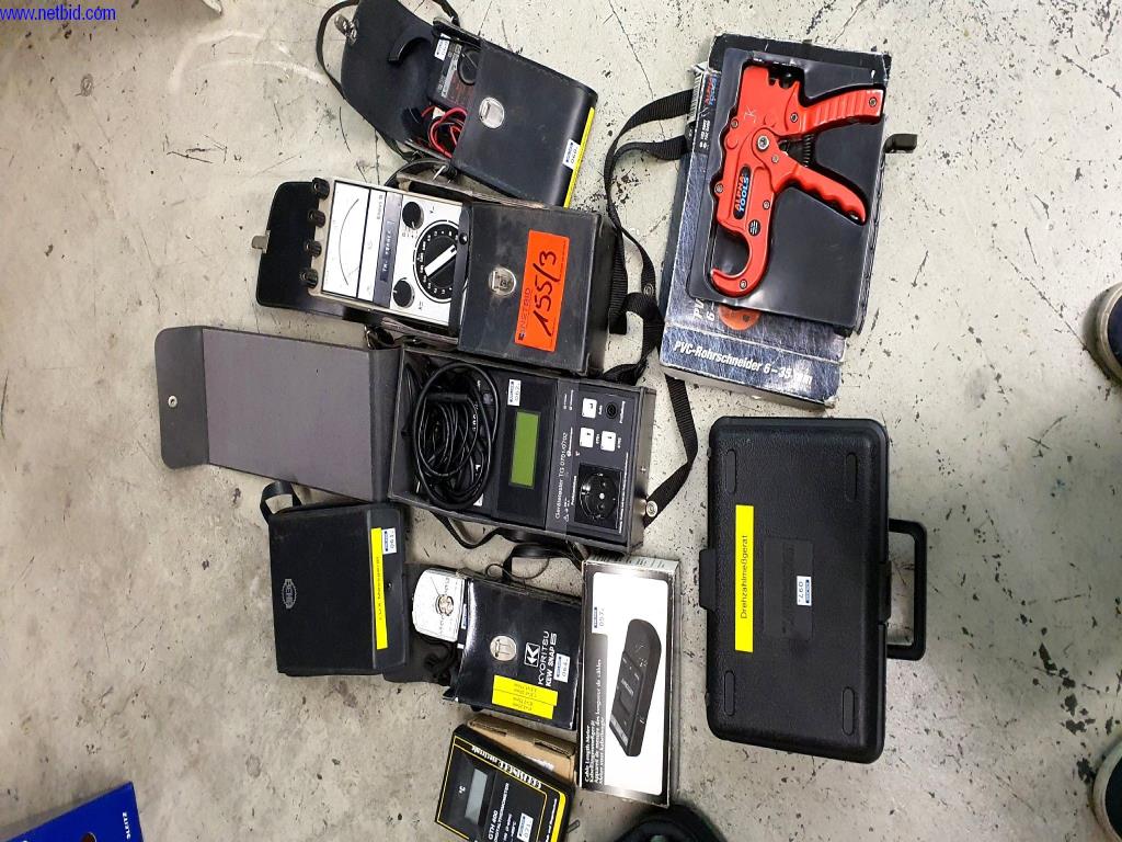 Équipement industriel et commercial d'une imprimerie-1