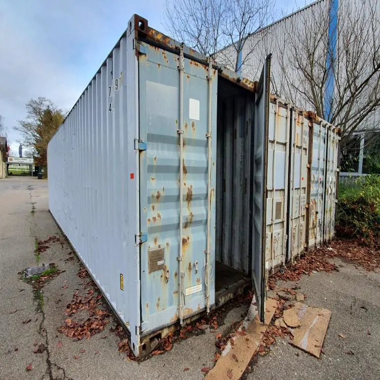 2 Überseecontainer