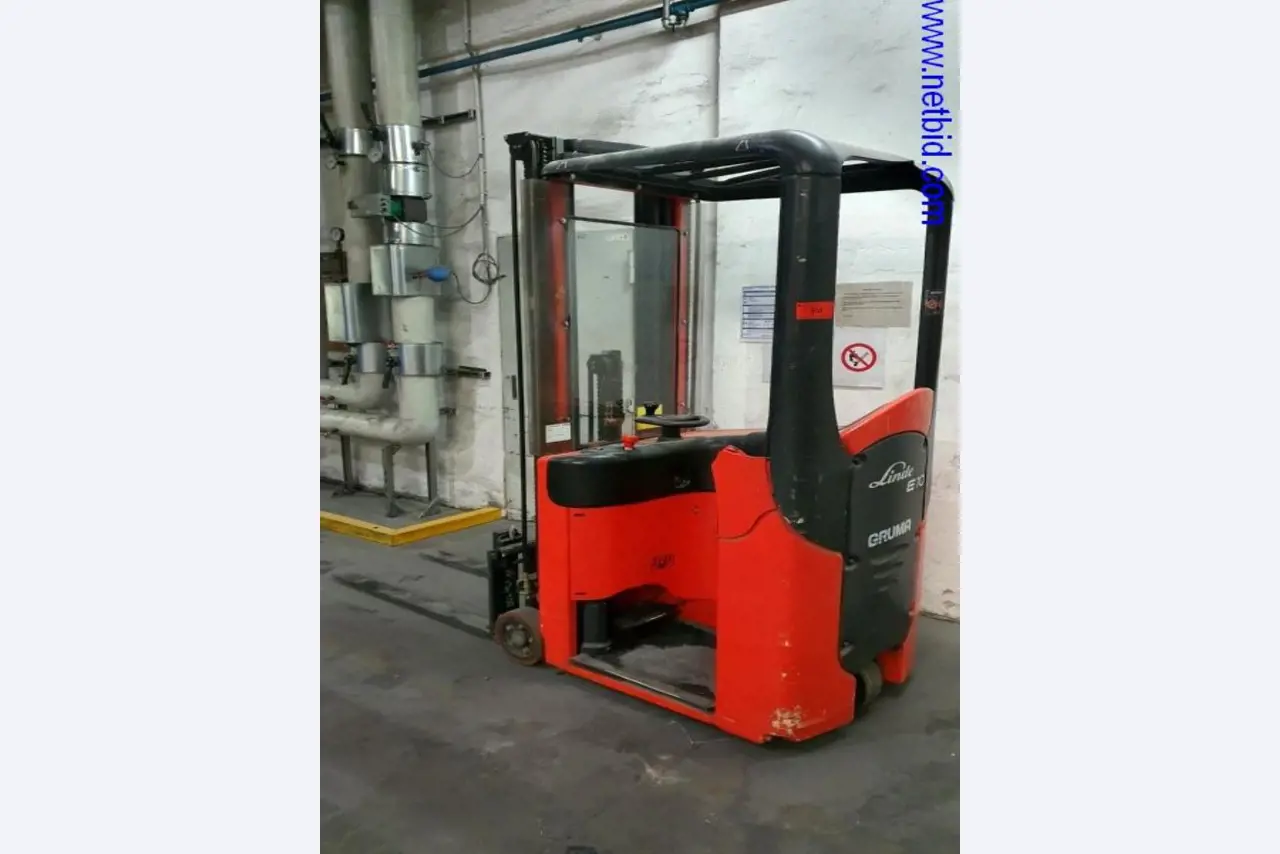 Operating and office equipment of a printing office-1