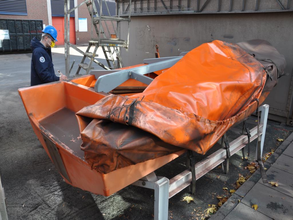 various mechanical equipment for a waste recycling plant-3