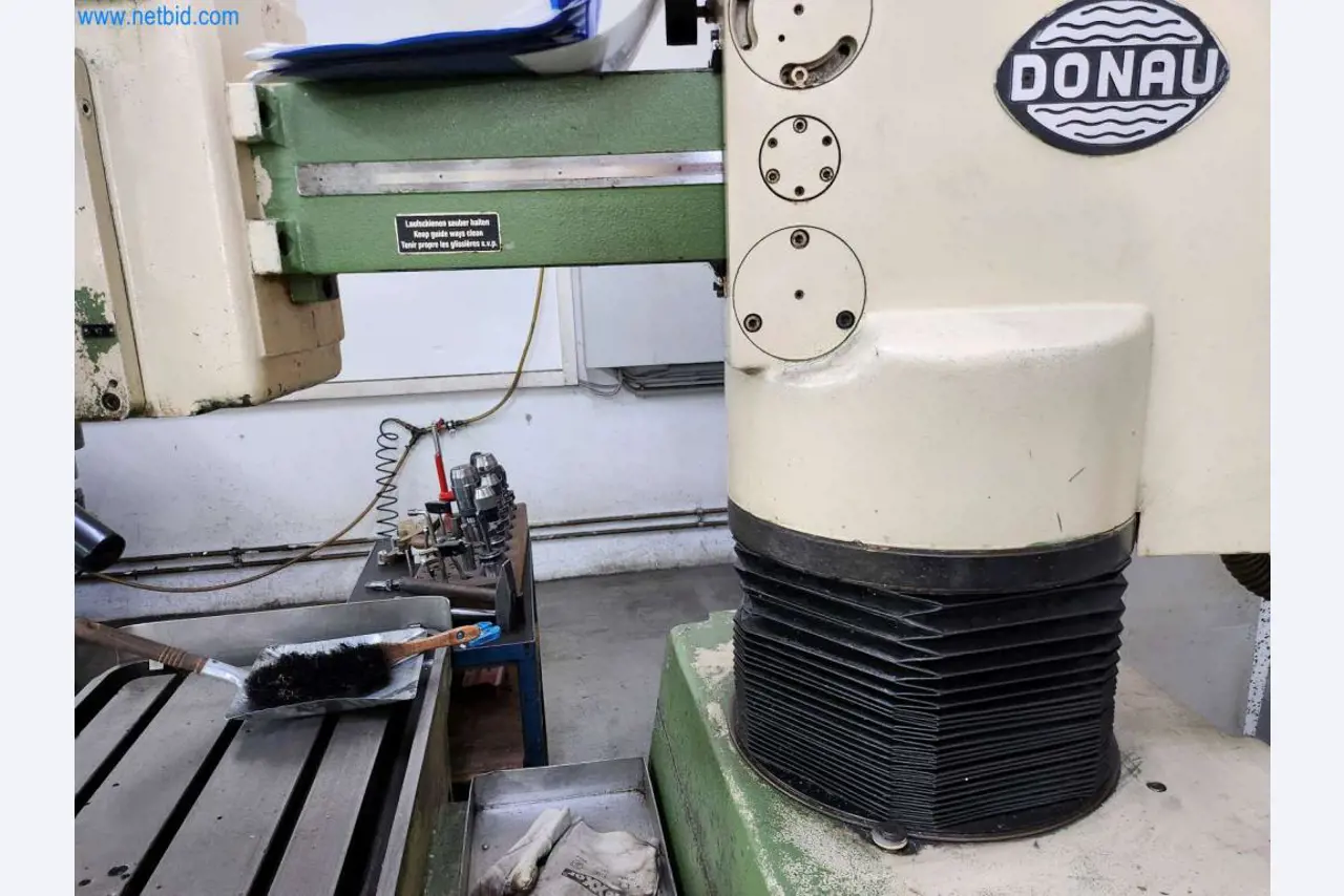 Maschinen aus dem Bereich Metallbearbeitung -2